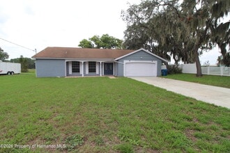 Building Photo - 5565 Baffin Cir