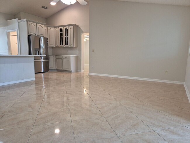 Building Photo - 4915 Austrian Ct