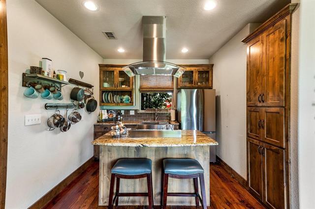 Building Photo - 6696 Paradise Dr