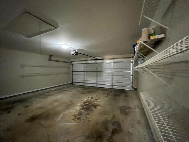 Building Photo - 8979 Stoneridge Pl