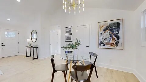 Building Photo - 3056 Hillside Rd