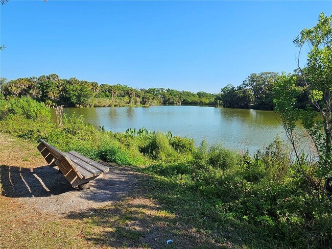 Building Photo - 4849 Camphor Ave