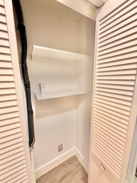 Building Photo - 1941 NE 51st Ct