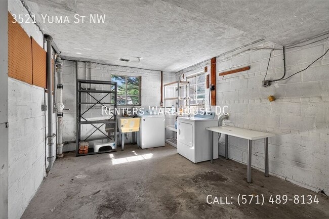 Building Photo - 3521 Yuma St NW