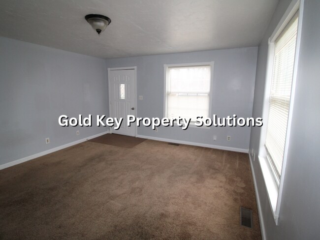 Building Photo - One-level 2 BR 1 BA House with Back Deck and Central Air (NO SECTION 8)