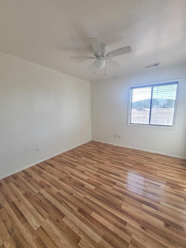 Building Photo - 13210 Townsend-Winona Rd