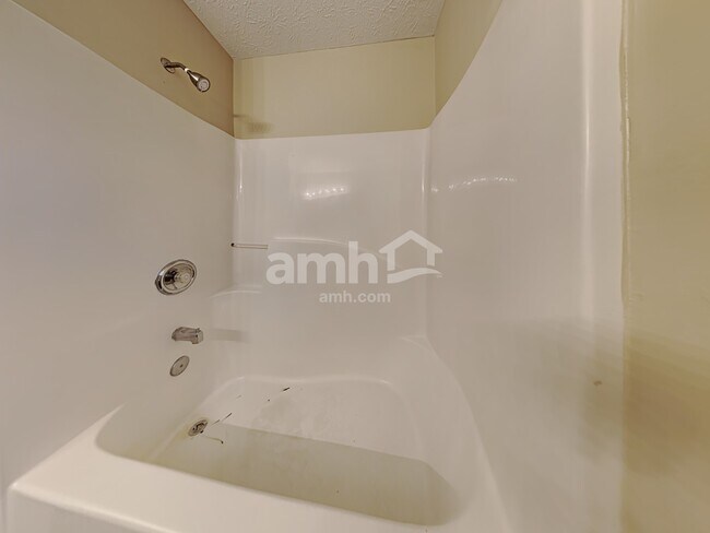 Building Photo - 6518 Jayfield Dr