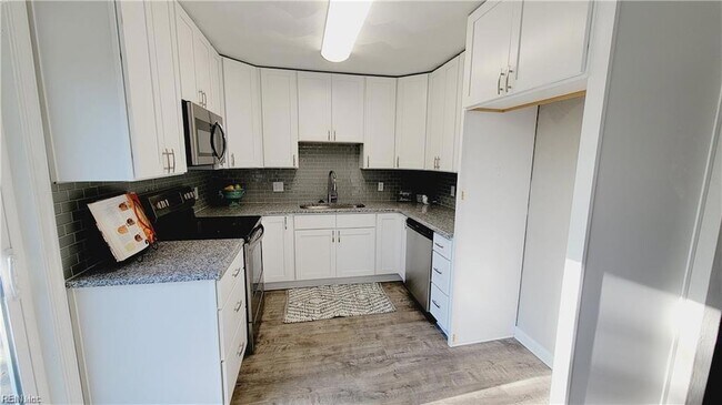 Building Photo - 6525 Clemson Ave