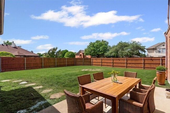 Building Photo - 6505 Tara Ln