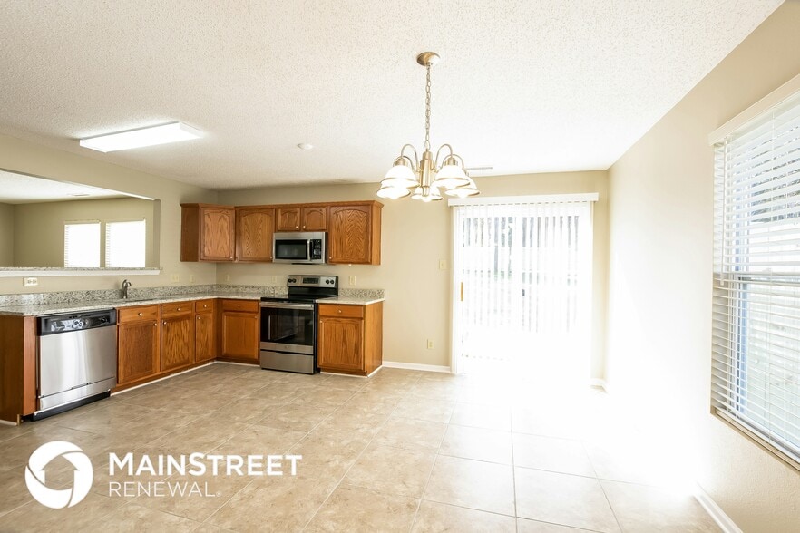 Building Photo - 14223 Hartwell Farm Dr