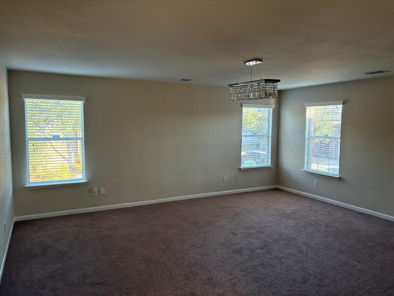 Building Photo - 327 Remington Heights Dr