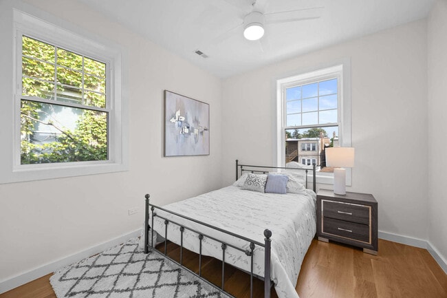 Building Photo - 4437 N Whipple St