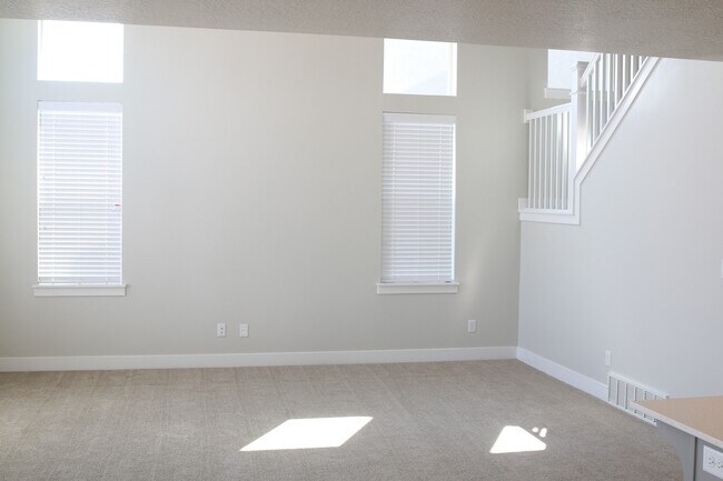 Building Photo - Lovely home for rent in Lehi, UT.