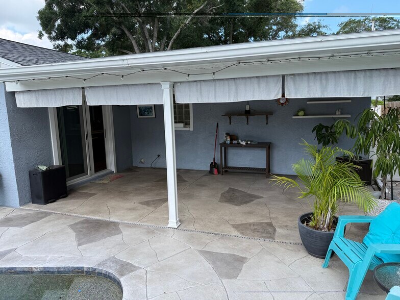 Building Photo - 3116 Coventry Ln