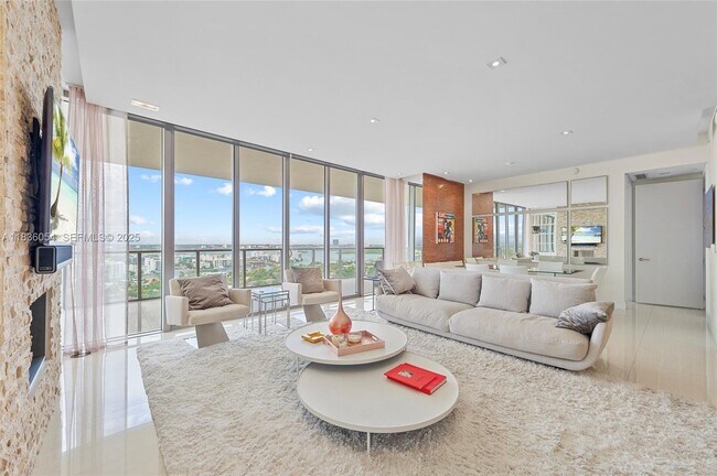 Building Photo - 9705 Collins Ave