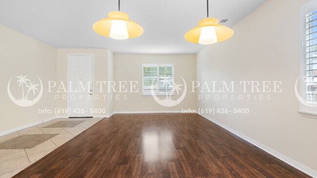 Building Photo - 807 Via Bahia