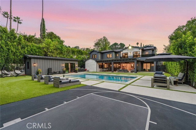 Building Photo - 16657 Oldham St