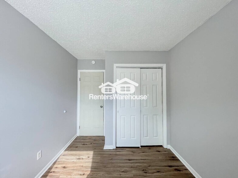 Building Photo - 4157 Holly Cove Dr