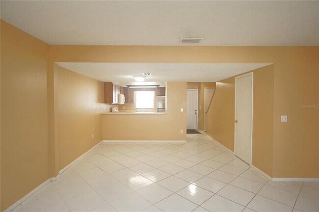 Building Photo - 10049 Lake Oak Cir
