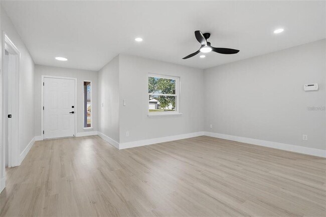 Building Photo - 2843 Calico Ct