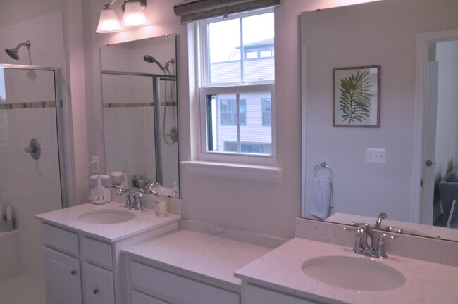 Master Bathroom - 22277 Sims Ter
