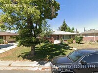 Building Photo - 935 Kenton St