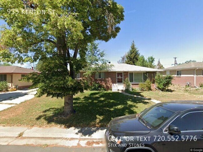 Primary Photo - 935 Kenton St