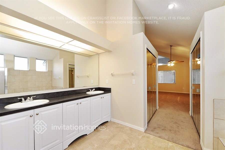 Building Photo - 18528 Avocet Dr