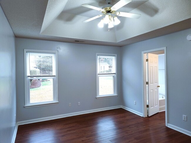 Building Photo - Pristine, Ranch Style Home Located in the Clubview Acres Community in Monroe