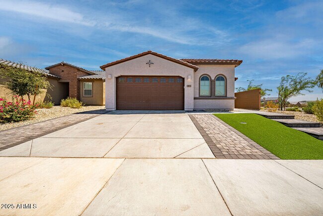 Primary Photo - 4911 N 193rd Dr
