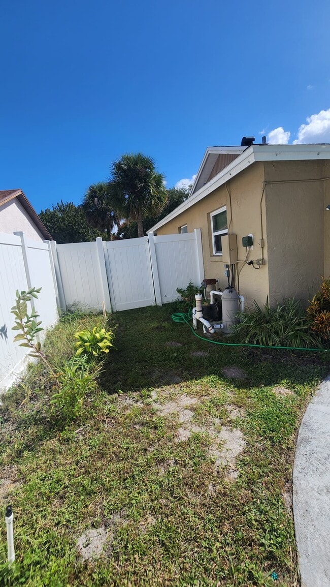 Building Photo - 2905 Autumnwood Trail