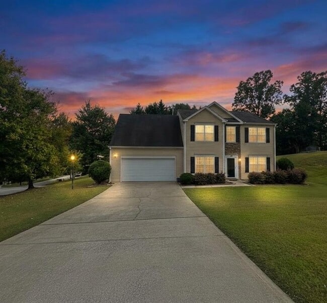 Building Photo - 1785 Campbell Ives Dr SE