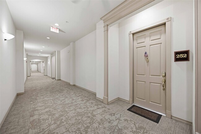 Building Photo - 2400 McCue Rd