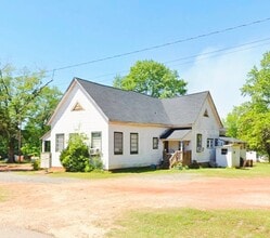 Building Photo - 704 N Old Alabama Rd