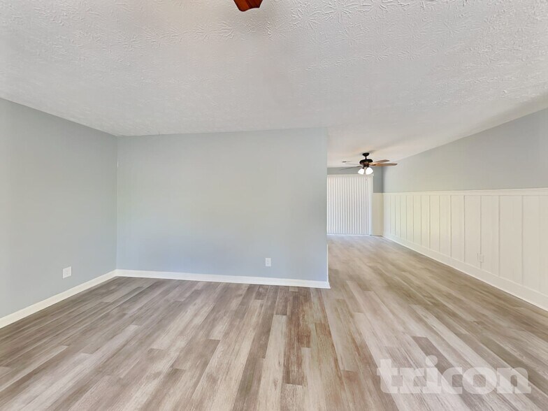 Building Photo - 1370 High Country Ct