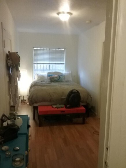 Bedroom - 3214 Johnston St