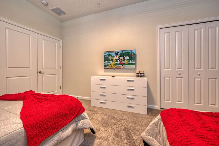 Building Photo - 837 Ocean Course Ave