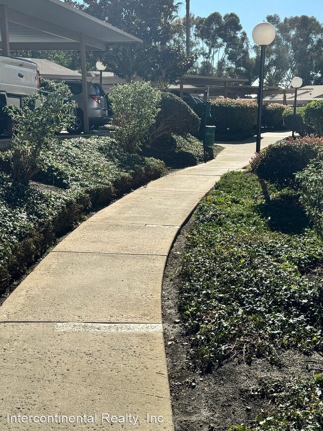 Building Photo - 2 br, 2 bath House - 771 Seneca St. D43