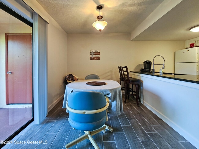 Building Photo - 193 San Juan Cir