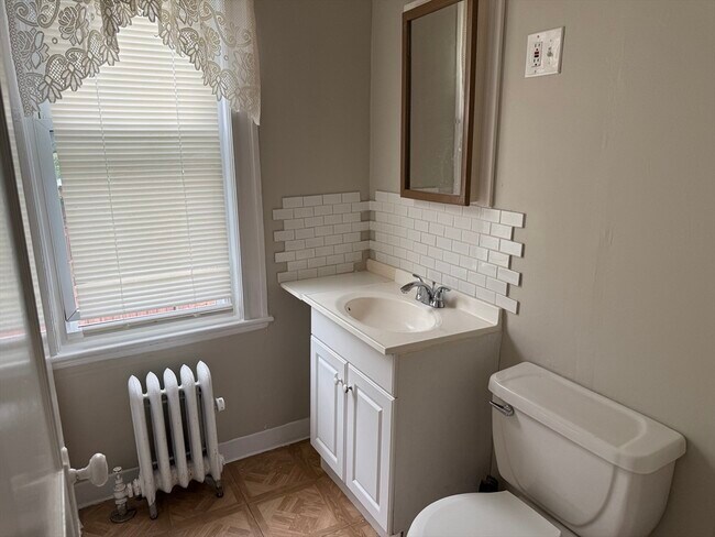 Building Photo - 31 Revere Rd