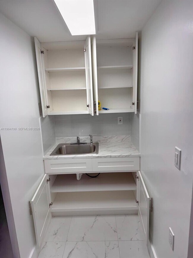 Building Photo - 11517 SW 34th Ln