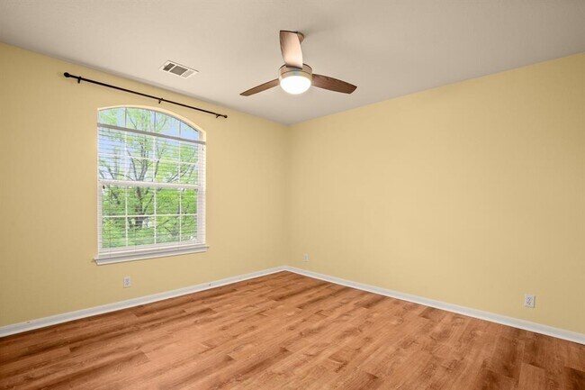 Building Photo - 2646 Cascade Falls Dr