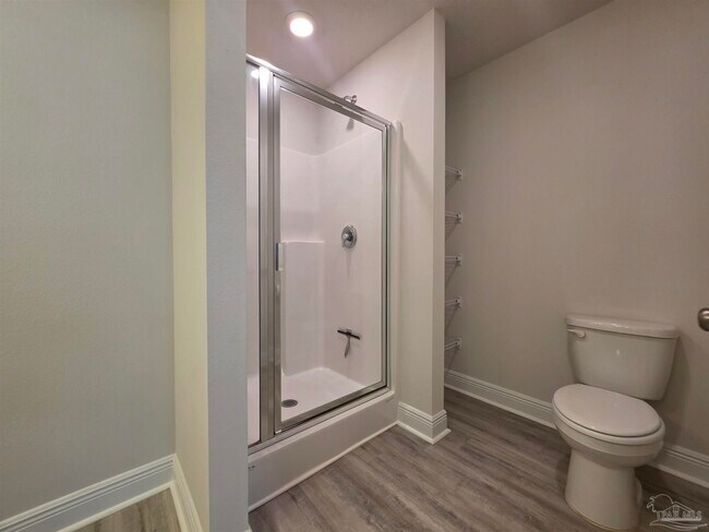 Building Photo - 9011 Golden Eye Dr