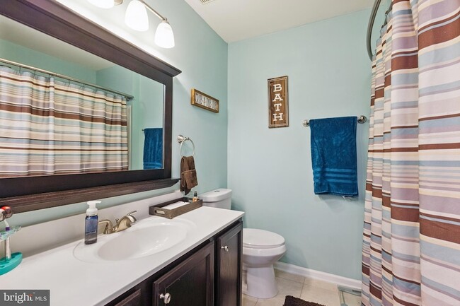 Building Photo - 2610 Grayton Ln