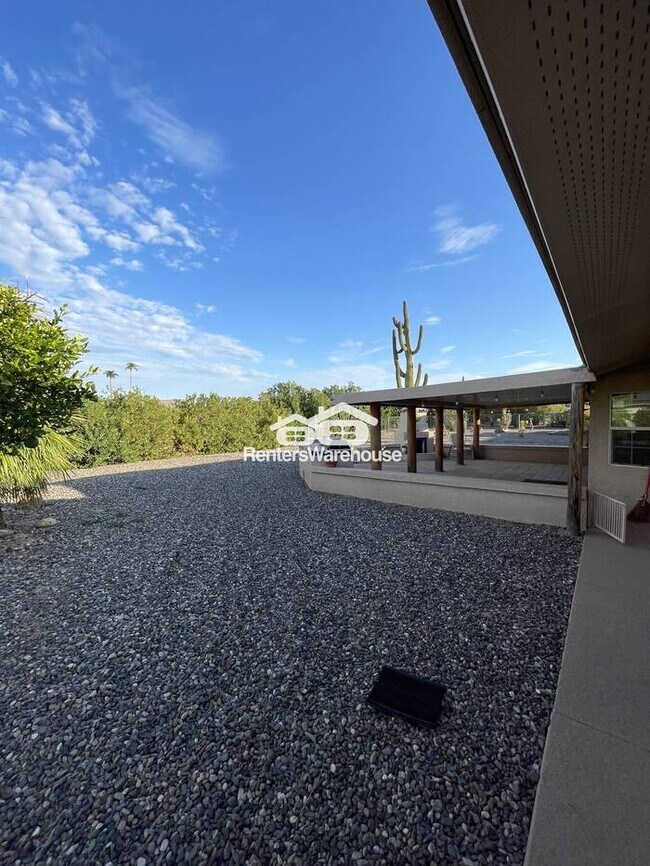 Building Photo - Your New Home, Clean and Bright 3Bd 2Ba fo...