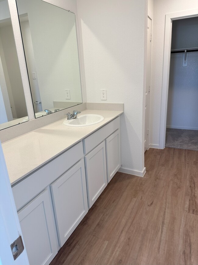 Building Photo - 2703 Pheasant Hl Ct