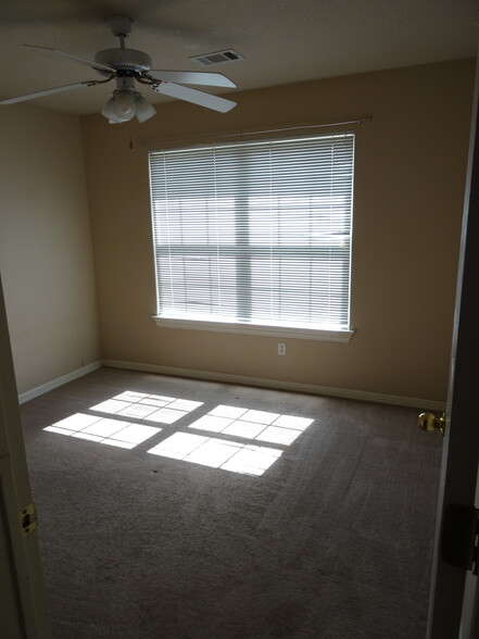 Bedroom#3 - 809 Topaz Street