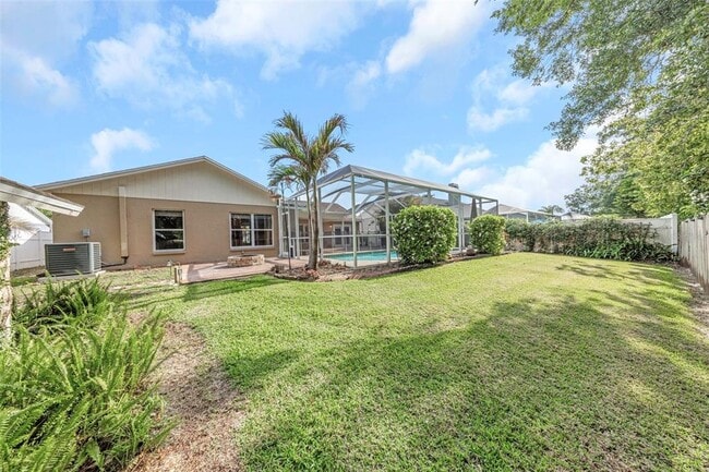 Building Photo - 15002 Rocky Ledge Dr