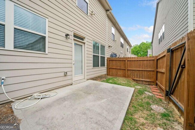 Building Photo - 7822 Canterbury Ct