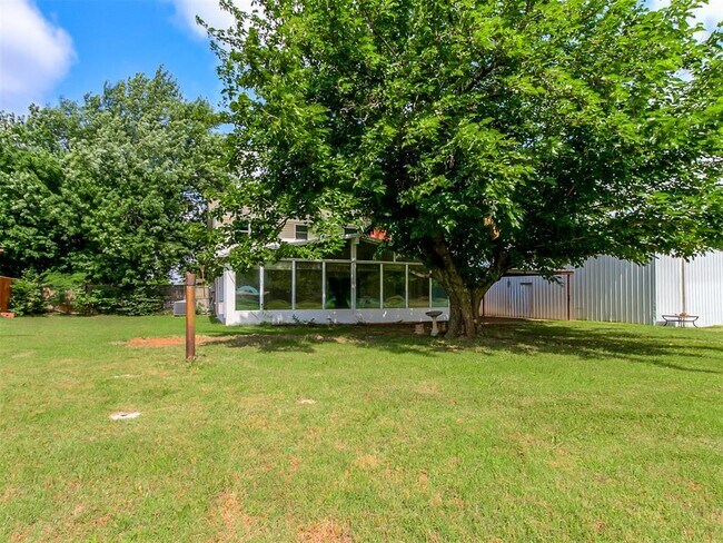 Building Photo - 1170 Mockingbird Cir